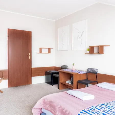 Homestay Goscinne Raf-tur - Sala Zabaw, Grill - Idealny Dla Rodzin Z Dziecmi