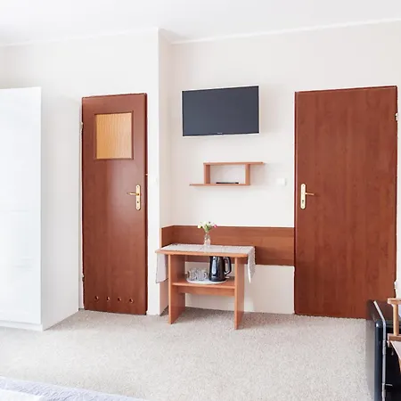 Goscinne Raf-tur - Sala Zabaw, Grill - Idealny Dla Rodzin Z Dziecmi