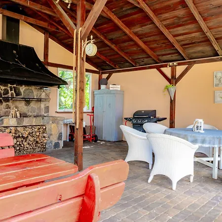 Goscinne Raf-tur - Sala Zabaw, Grill - Idealny Dla Rodzin Z Dziecmi Ostrowo (Puck)