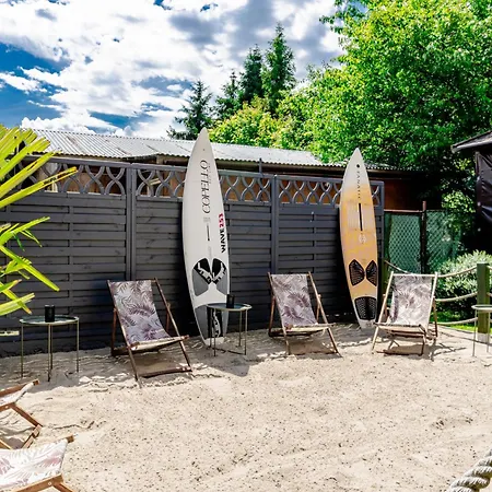 Goscinne Raf-tur - Sala Zabaw, Grill - Idealny Dla Rodzin Z Dziecmi Homestay Ostrowo (Puck)