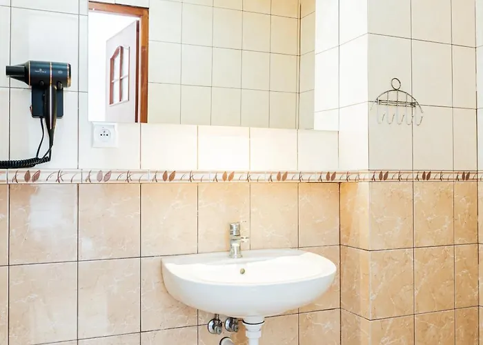 Goscinne Raf-tur - Sala Zabaw, Grill - Idealny Dla Rodzin Z Dziecmi *